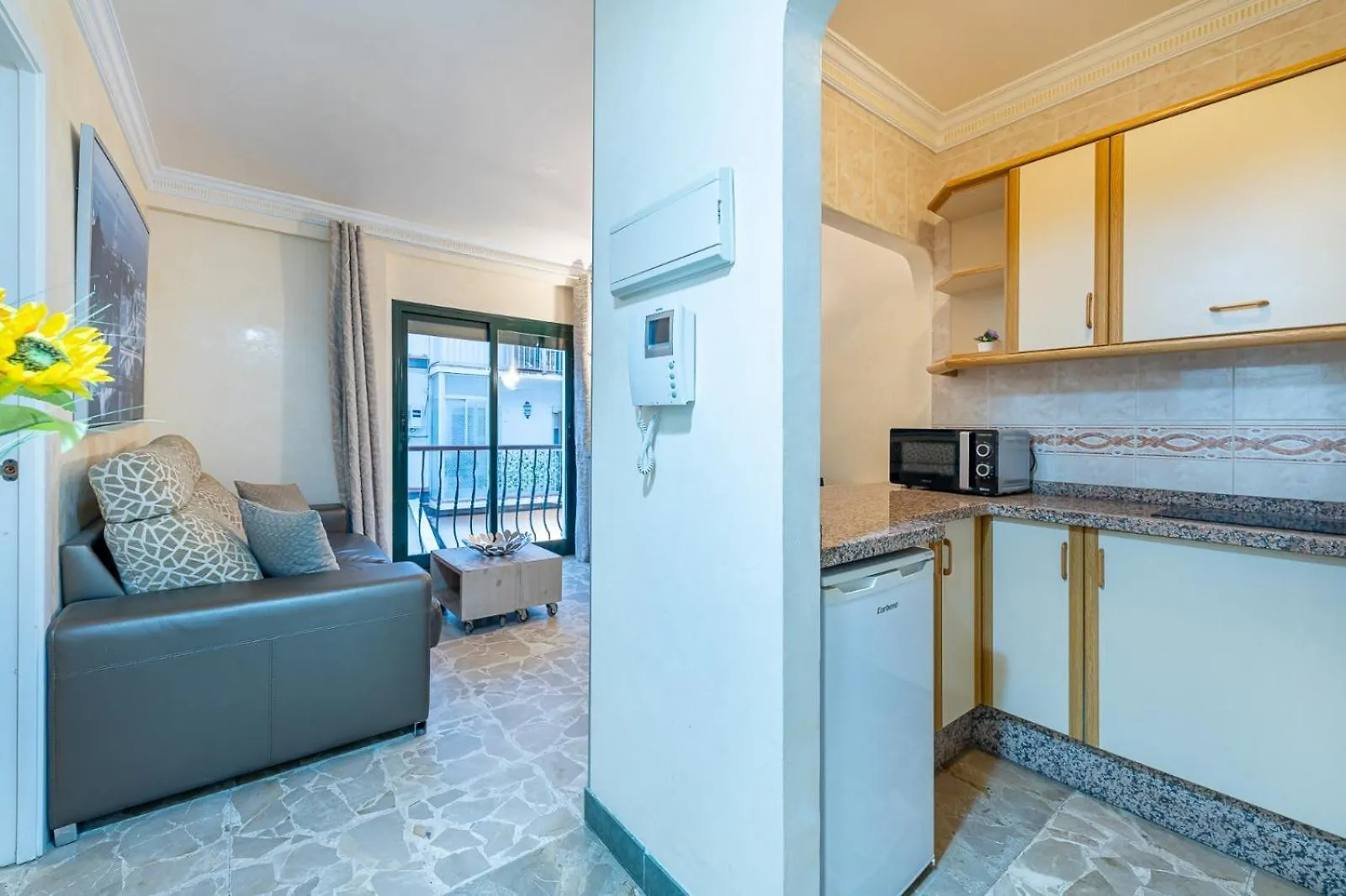 Apartment Hof Van Holland Carihuela Torremolinos
