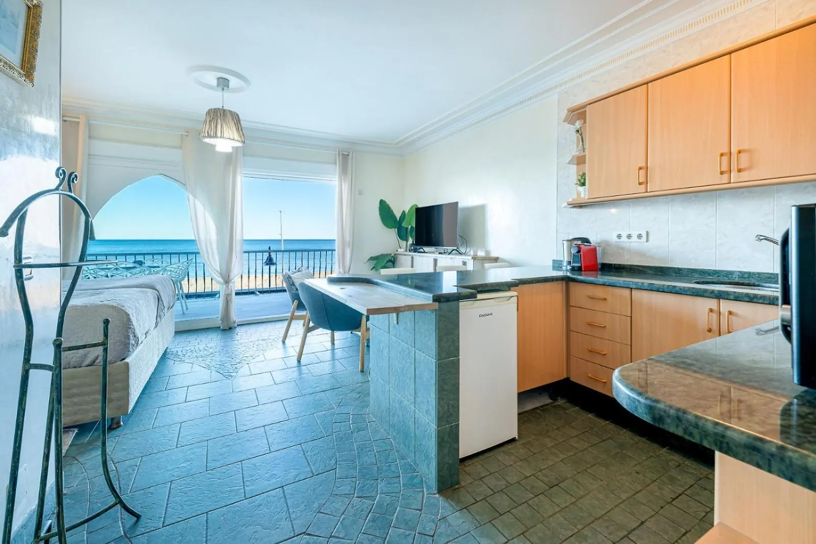 Hof Van Holland Carihuela Apartment Torremolinos